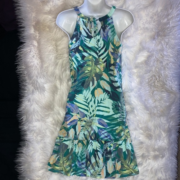 TIME AND TRU Floral Halter Swing Dress - Picture 4 of 15